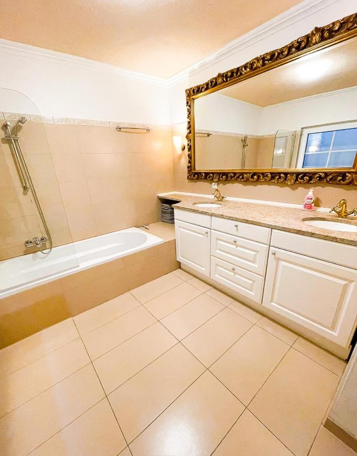 Stylische Wohnung Mit Charme Ravensburg Exterior photo